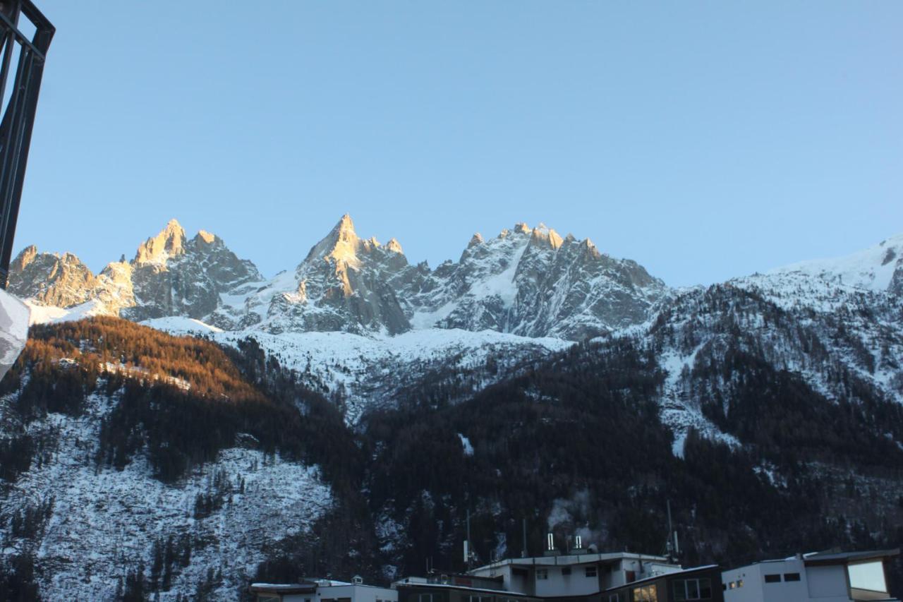 Appartement Le Savoisien Chamonix Exterior foto